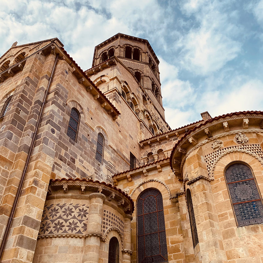 Cathédrale-ISSOIRE---Photo-Carla-Chapelle-